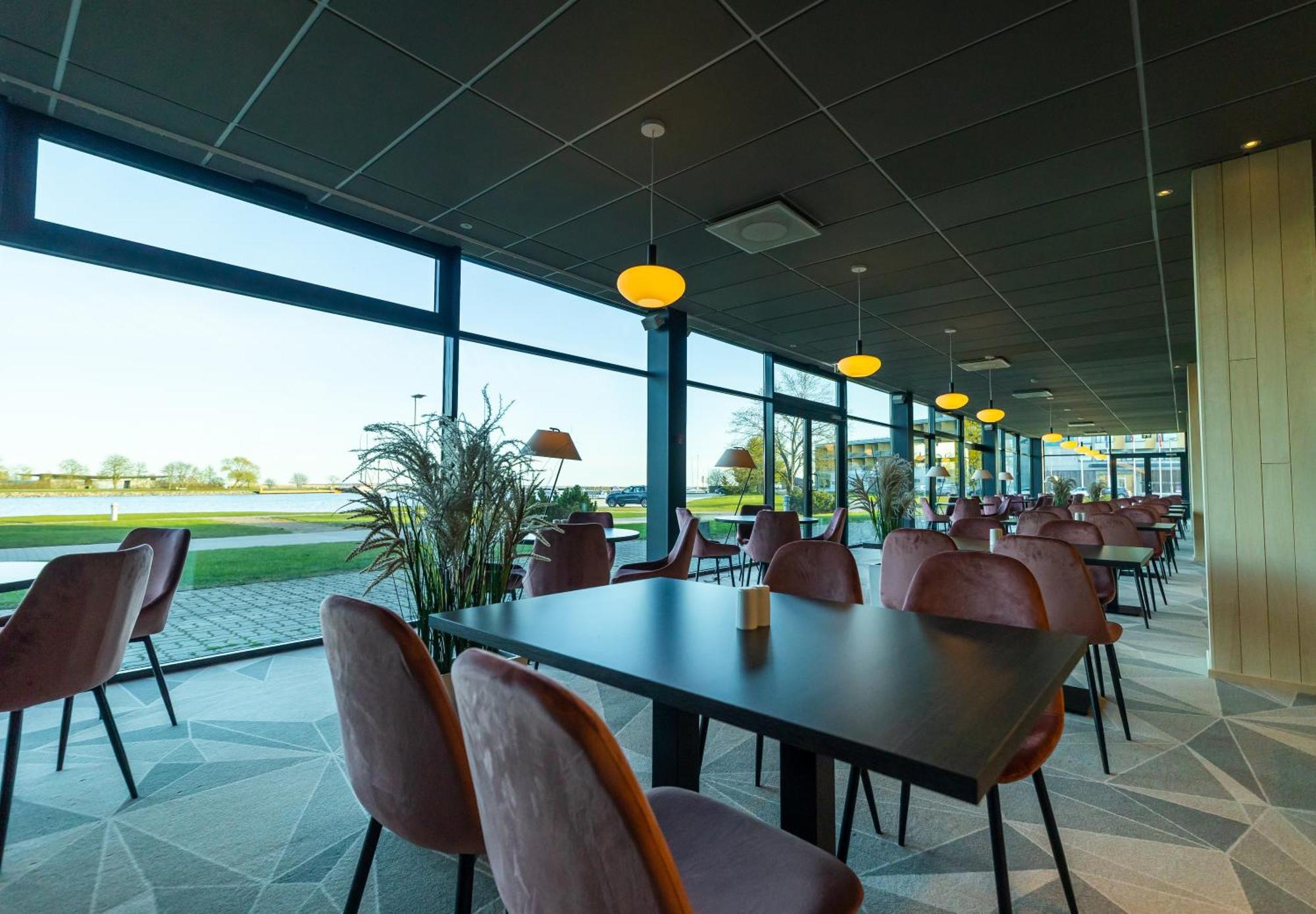 קורסארה Oe Seaside Suites & Spa מראה חיצוני תמונה